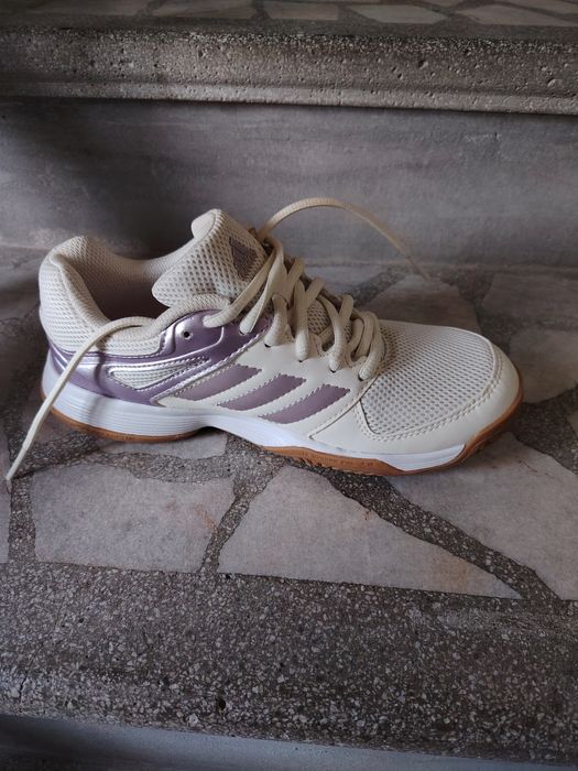 Маратонки Adiddas