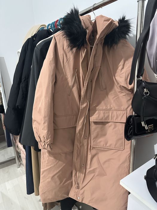 Женская куртка новая состояния