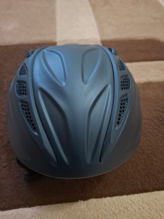 Лыжные шлемы, разные