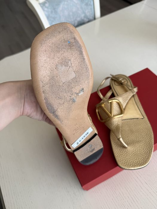 Сандали Valentino