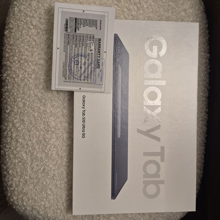 Samsung Galaxy Tab S10 Ultra 512GB 14.6" WiFi + 5G SIM + AI Keyboard + Smart Book Cover | като нов