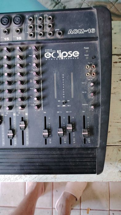 Boxe plus mixer și statie
