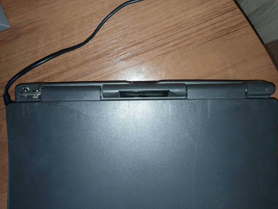 Ретро лаптоп AST Ascentia J, win95