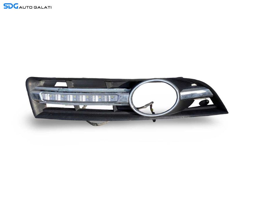 Grila Ornament Proiector Ceata Dreapta de pe Bara Spoiler Fata Volkswagen Passat B6 2005 - 2010 [LC3826]