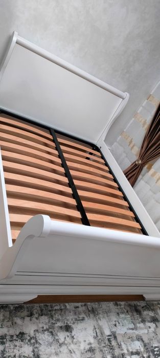 Vand pat Jazz Mobexpert 140x190 cm - Stare impecabila + Saltea inclusa