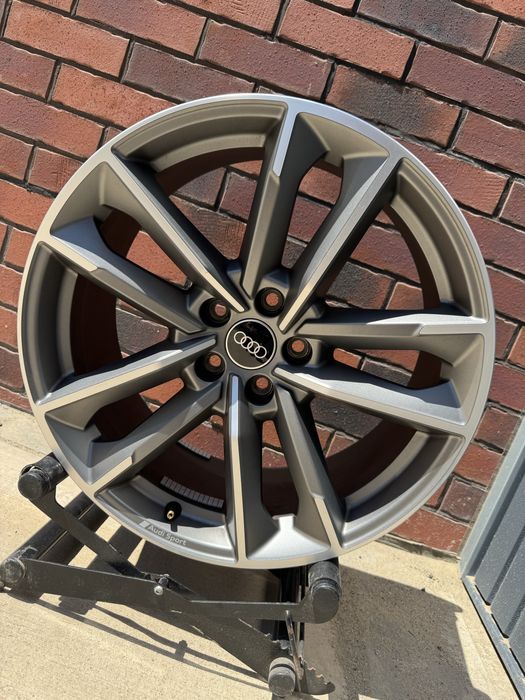 Audi Sport джанти 19 цола ( А4 А6 )