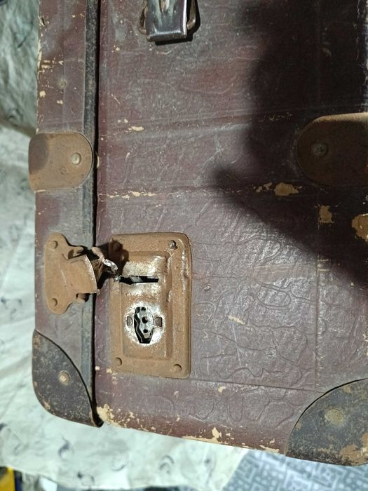 Стар куфар 55х33 см