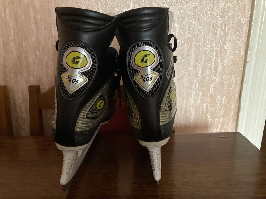 Коньки взрослые ,,Граф"