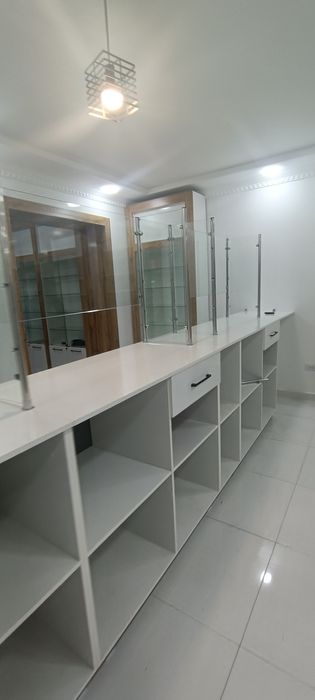 Мебель на заказ в аптеке и другие виды торговли мебели