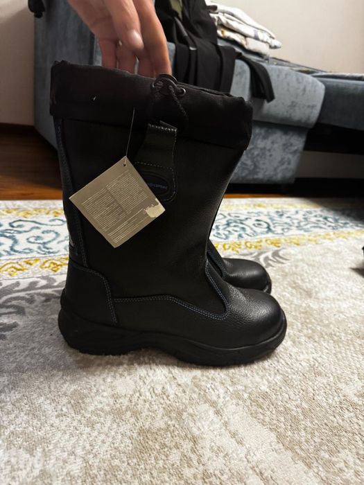 Продам спецодежду зимнюю