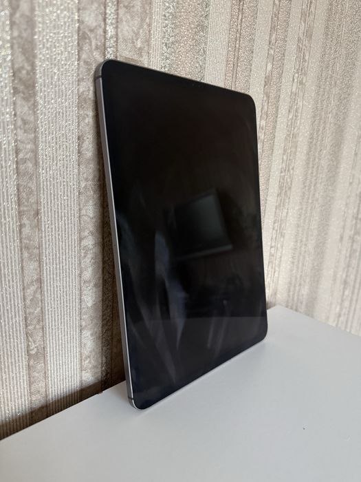Продам Ipad pro 11