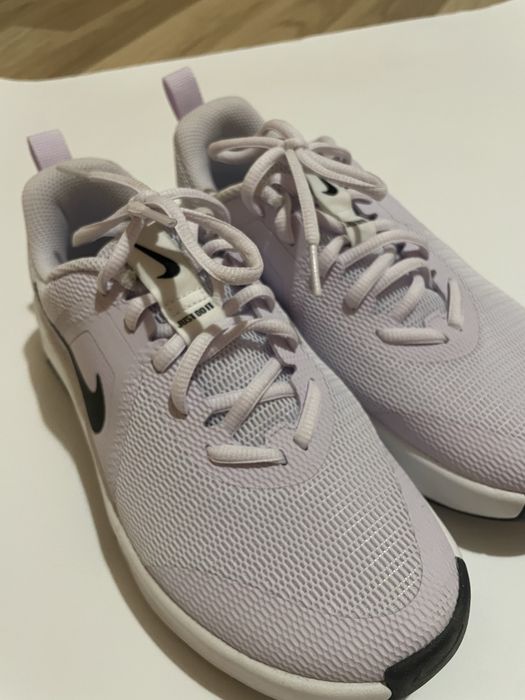 Дамски маратонки Nike