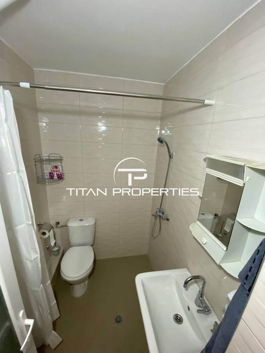 Дава се под наем Тристаен апартамент в Варна, Център - 80 кв.м за 700 € - Снимка #6