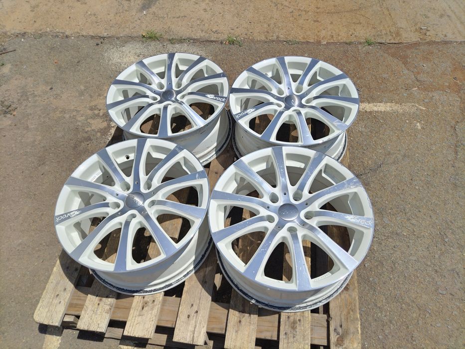 17 цола 5 х 120 мм БМВ - 7,5 инча / ЕТ 35