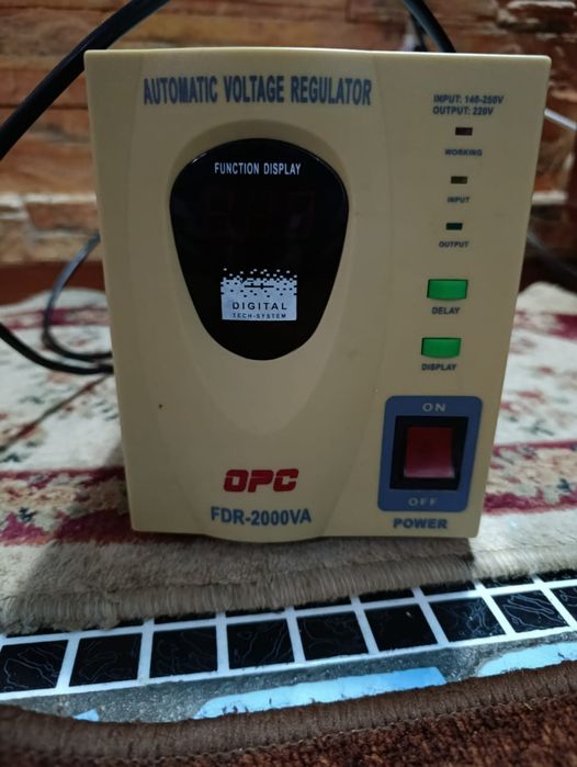 Стабилизатор напряжения