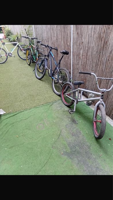 Bicicleta Subrosa bmx si bicicleta b-twin