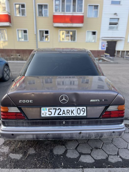 Мерс 124 Е 2 обем