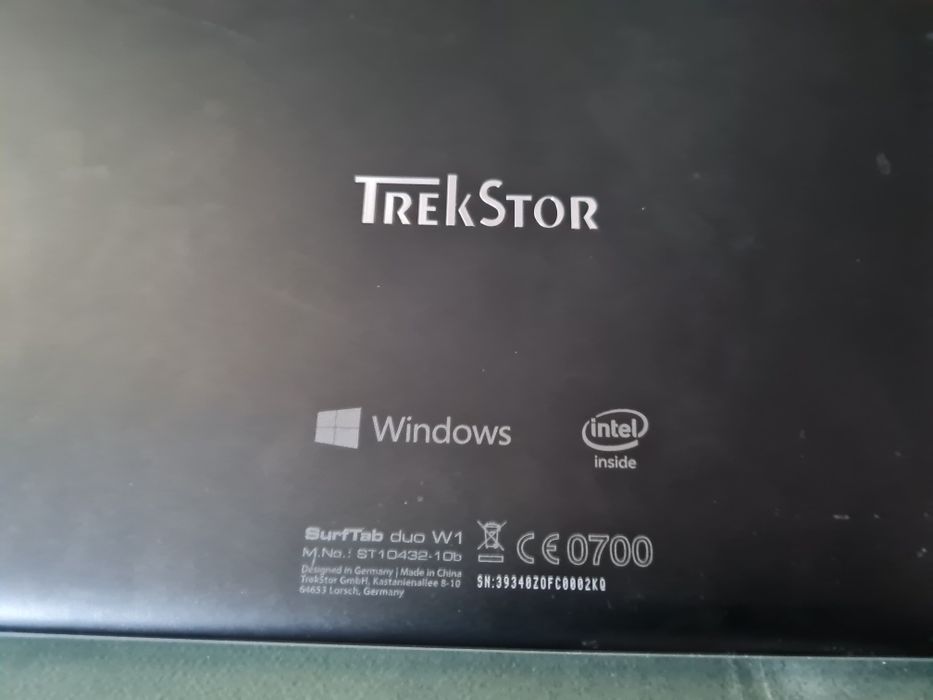 Trekstor SurfTab duo W1 - tableta care se face laptop
