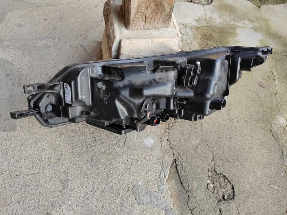 Фар Nissan Qashqai J11 LED десен / Фар Нисан Кашкай Оригинален