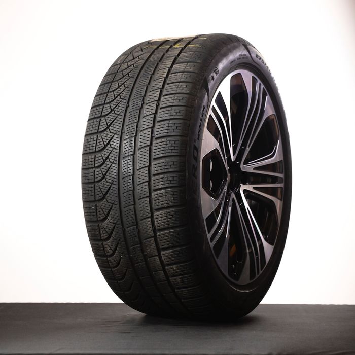 Комплект Pirelli Pzero Спорт пакет 275/40 R19 105H DOT3324 | 245/45 R19 102H DOT3224| Джанти  8,5Jx19H2 ET35,5 A2144012400,A2144012500