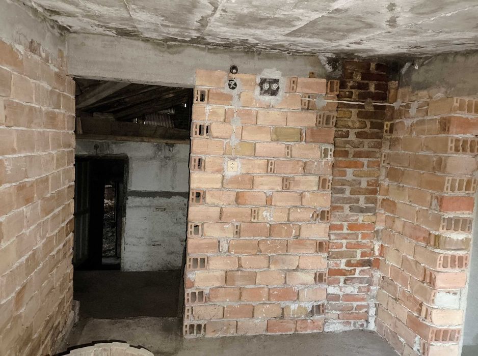 СОБСТВЕНИК - ДВУФАМИЛНА къща + 2 ПАРЦЕЛА за продажба, в село Яздач
