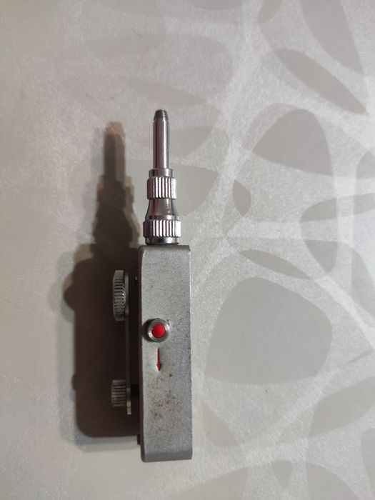 Механична автоснимачка за стари фотоапарати