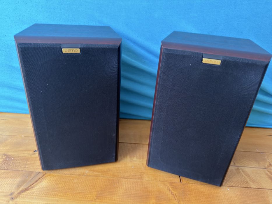 Vand Boxe Jamo Cornet 35