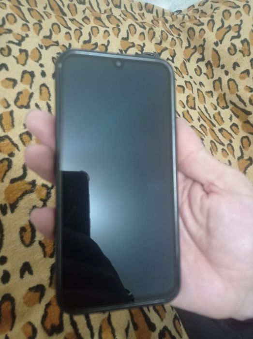 Самсунг 34 5g нормально всё чотки
