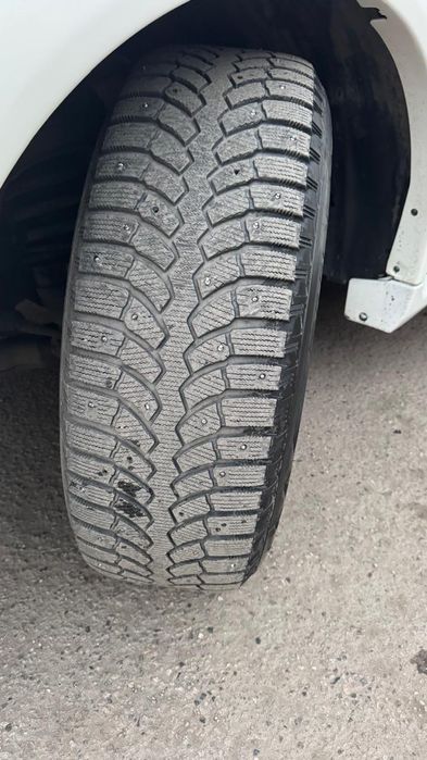 Продам срочно покрышки