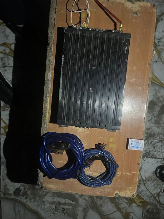 Сабвуфер в хорошем состоянии