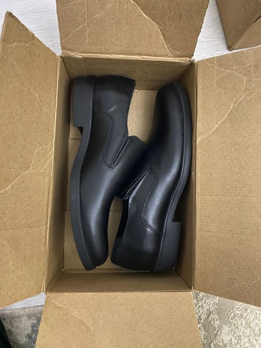 Продам новую туфли и сапоги