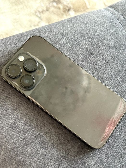 Продам айфон 14про