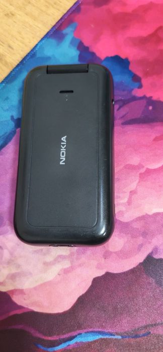 Sotiladi Nokia 2660