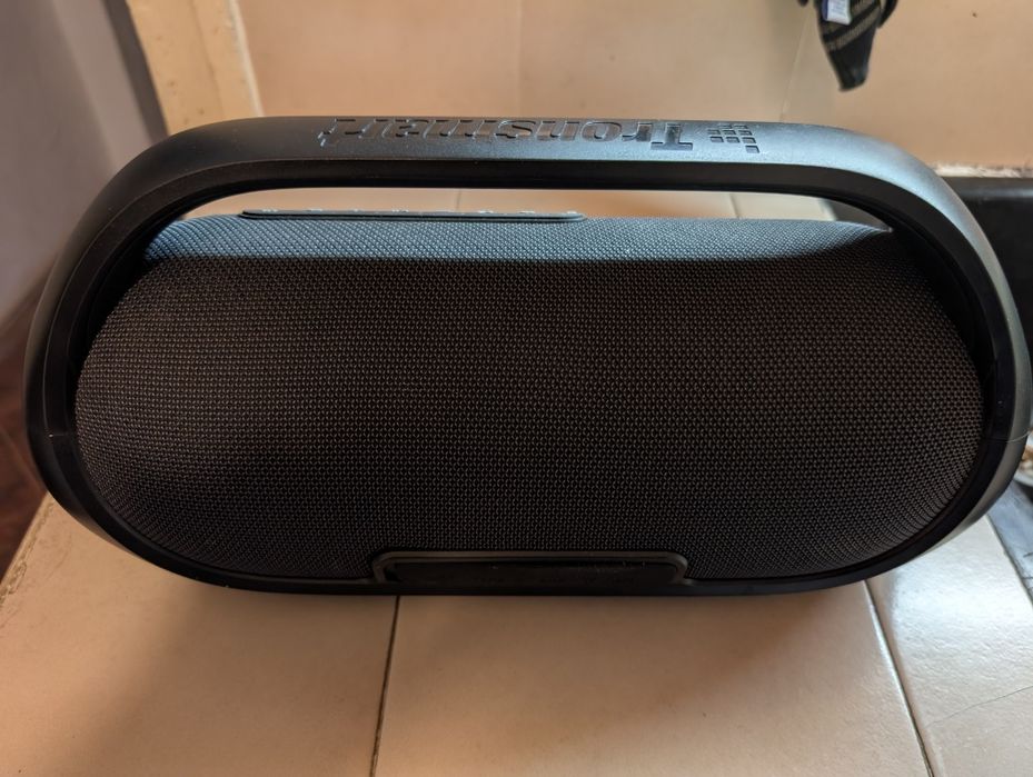 Продавам преносима колонка Tronsmart Bang