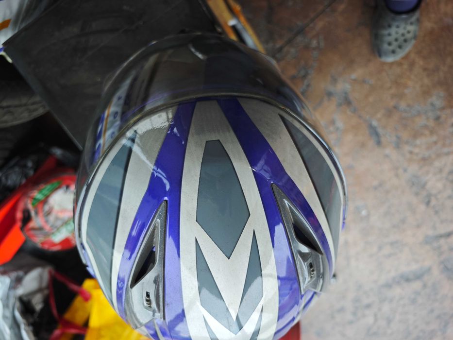 Продавам Каска за мотор с яке