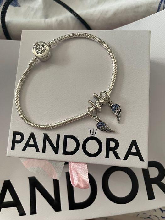 Pandora гривна с талисмани