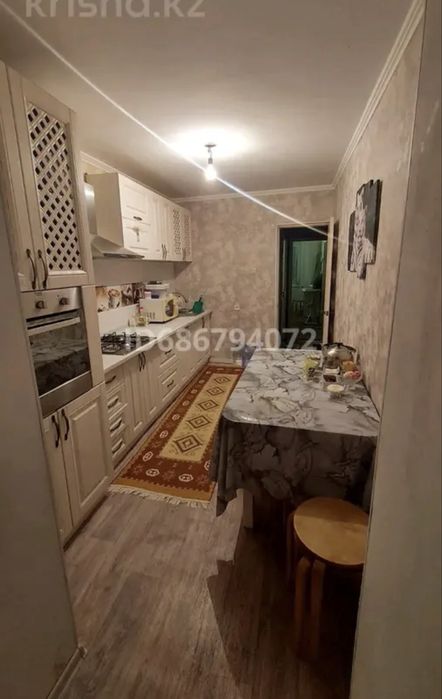 Продам 3 к.кв. 8 мкр.
