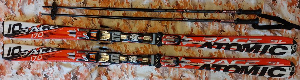 Schiuri adulti ski alpin: ATOMIC RACE10 DualTorsionBar; Head XRC400i
