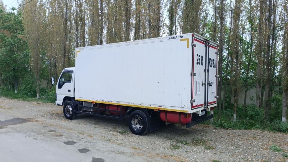 Isuzu NQR holati yaxshi ishlan turgan moshin balonlari 80% harajati yu