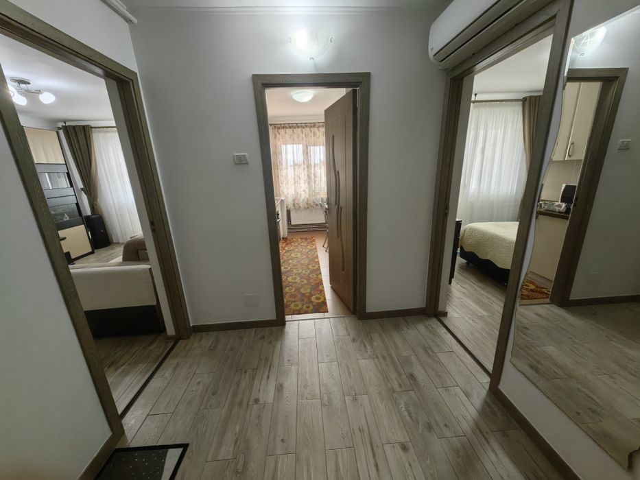 Vând apartament cu 2camere
