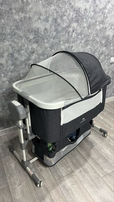 Продается детская кровать манеж