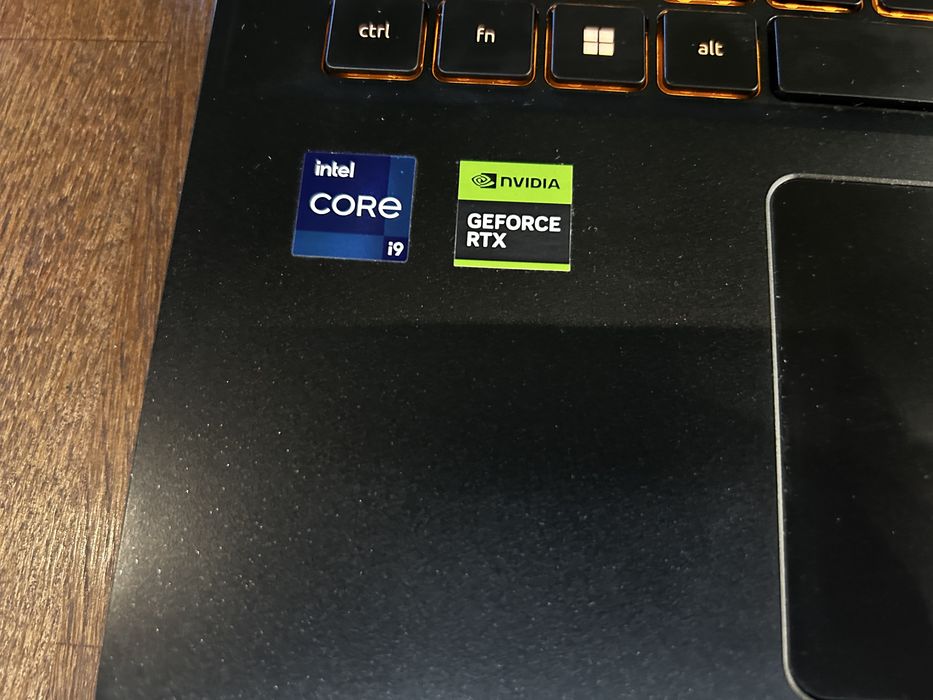 Laptop Acer V15 nou