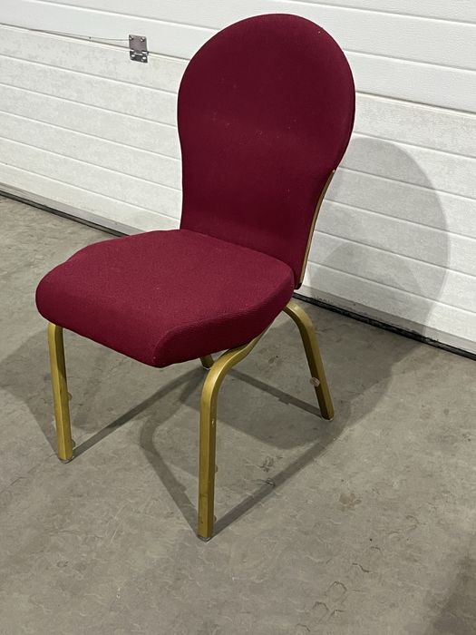 Scaune tapițate – elegante și confortabile