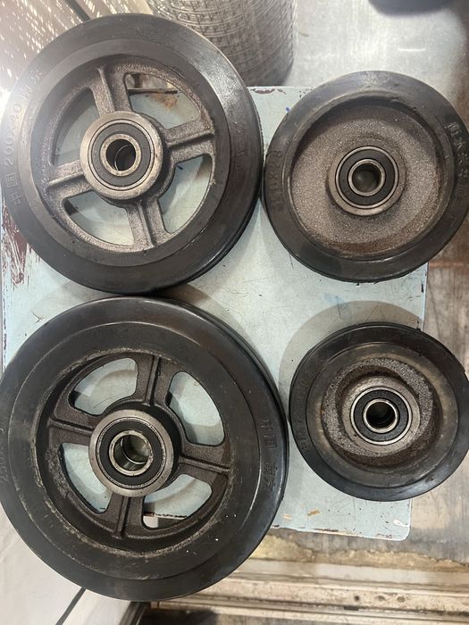 Ролик для ворот ,лебедки и труб