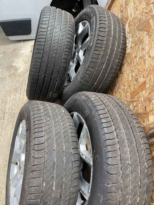 Jante Jeep Avenger 215/60/R17