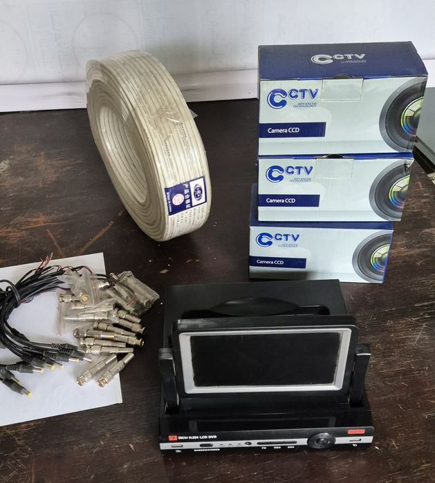 Комплект видеонаблюдения 7" H.264 DVR