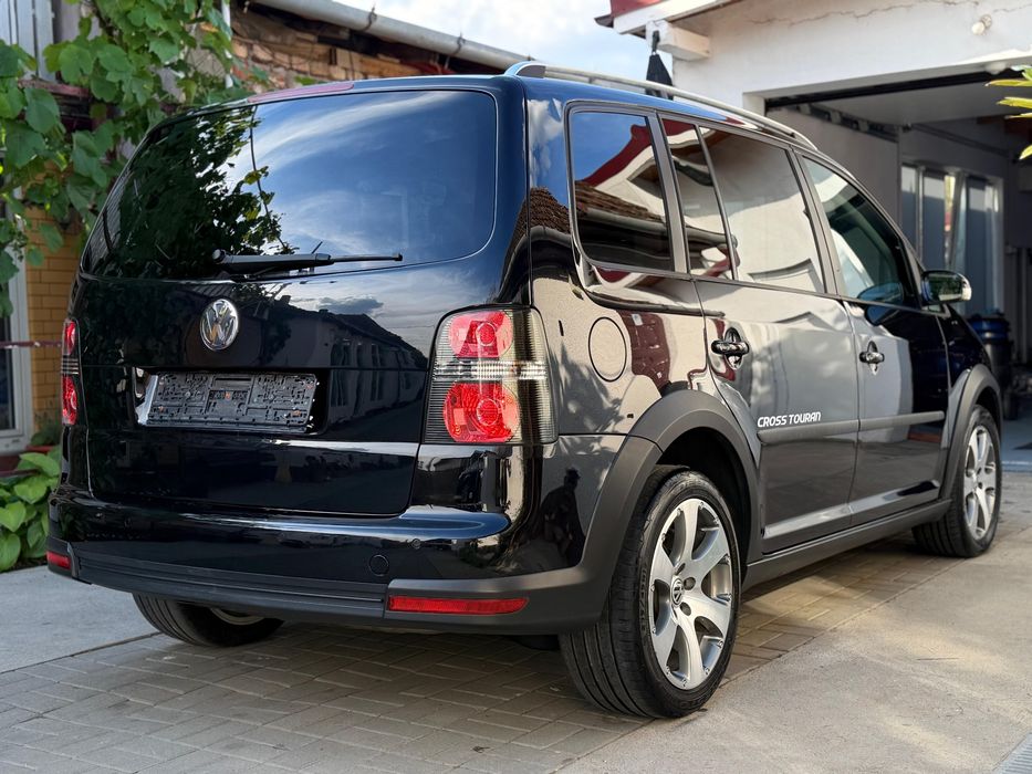 VOLKSWAGEN Touran 2007 — imagine 4