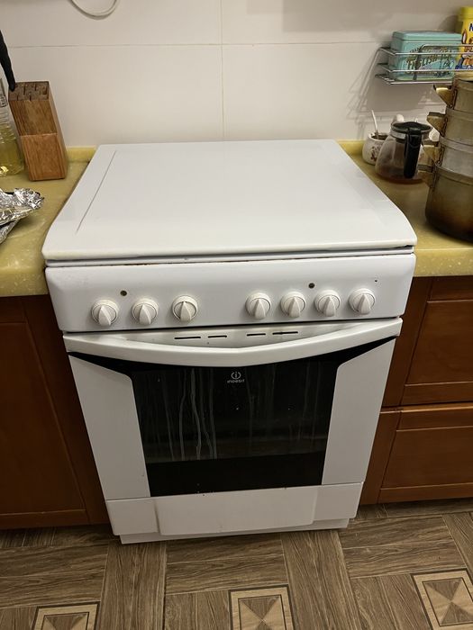 Электроплита Indesit