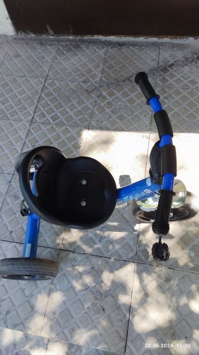 Новый детский велосипед