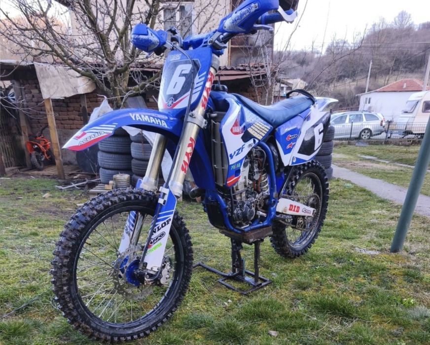 Yamaha yz450f 2005г.